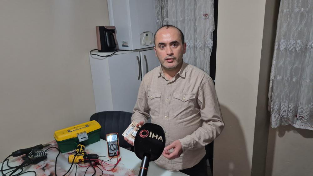 Sultangazi&rsquo;de bozulan buzdolabı i&ccedil;in yapay zekadan destek aldı, 12 bin liralık masraftan kurtuldu