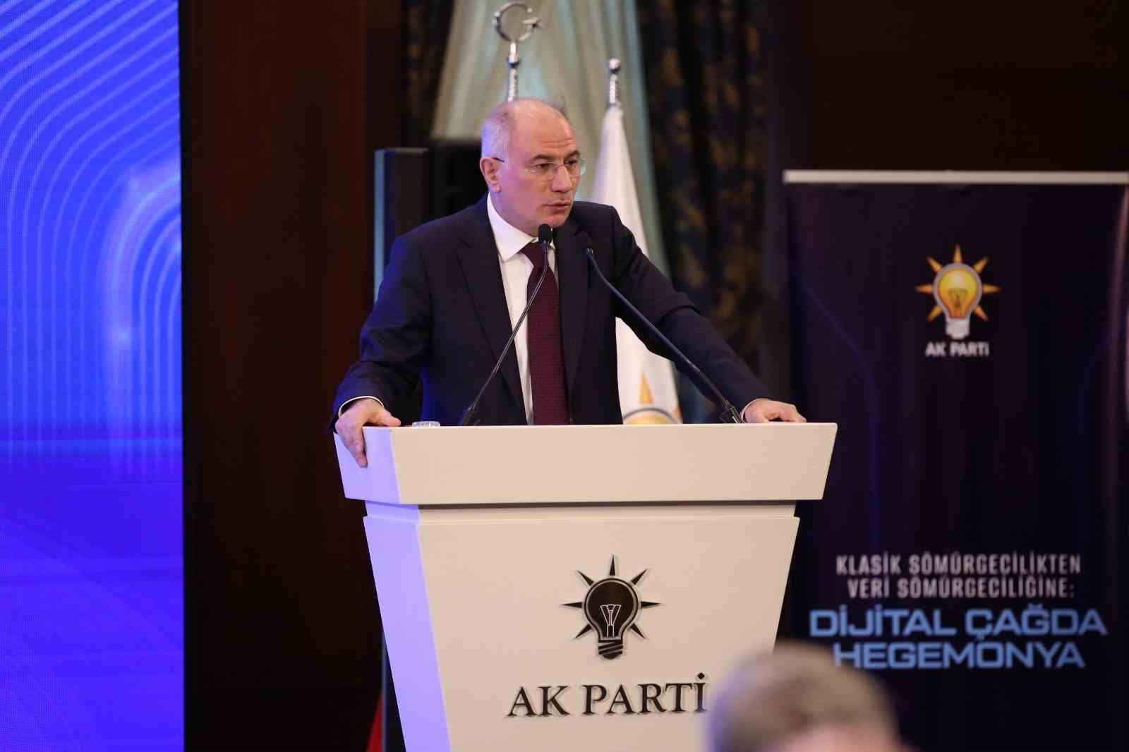 AK Parti Genel Başkanvekili Ala: "Toplumu y&ouml;netmek i&ccedil;in toplumun verilerini alıyorlar"
