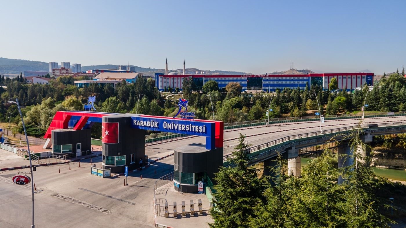 Karab&uuml;k &Uuml;niversitesi akademik teşvikte y&uuml;kselişini s&uuml;rd&uuml;r&uuml;yor
