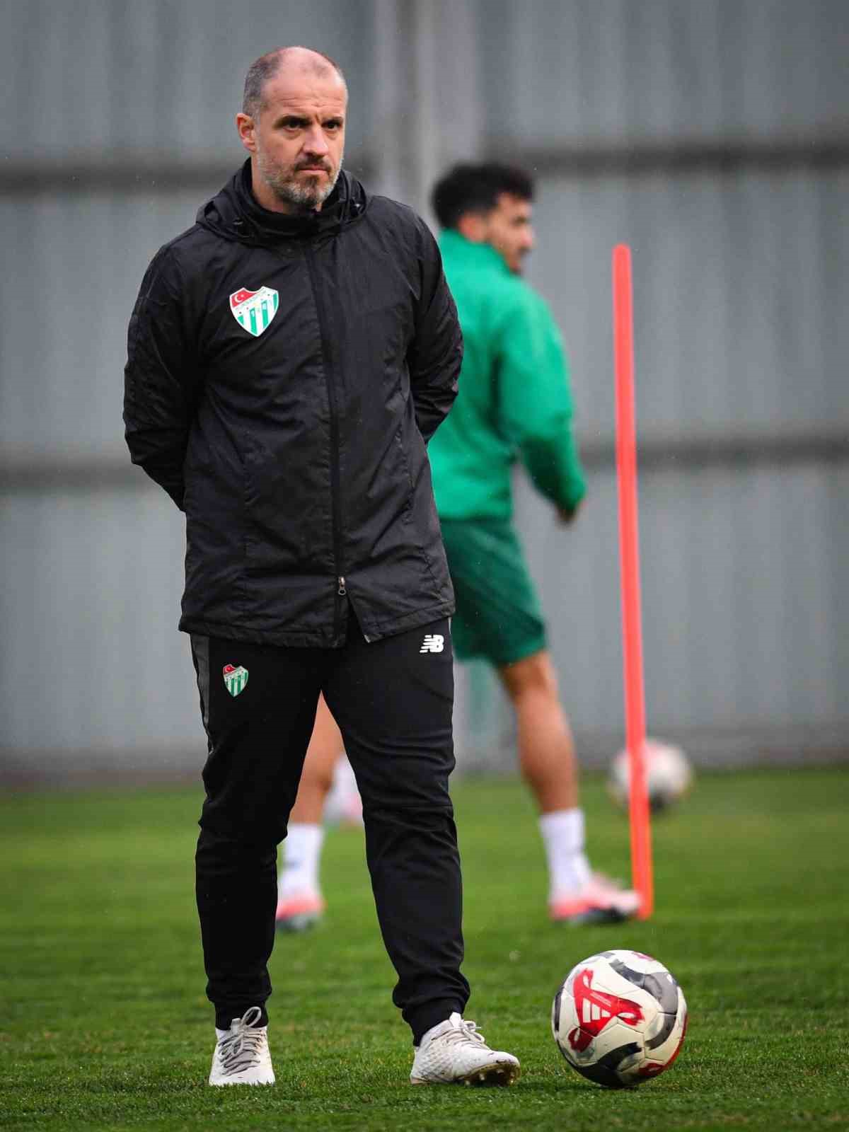 Bursaspor, Kırklarelispor ma&ccedil;ı hazırlıklarına başladı
