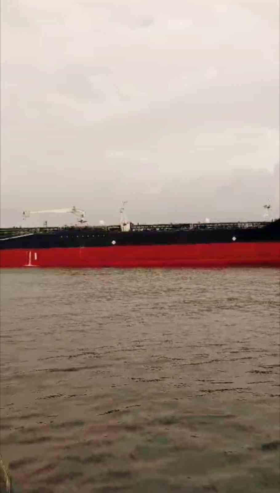 Yalova&rsquo;da denizi kirleten gemiye para cezası
