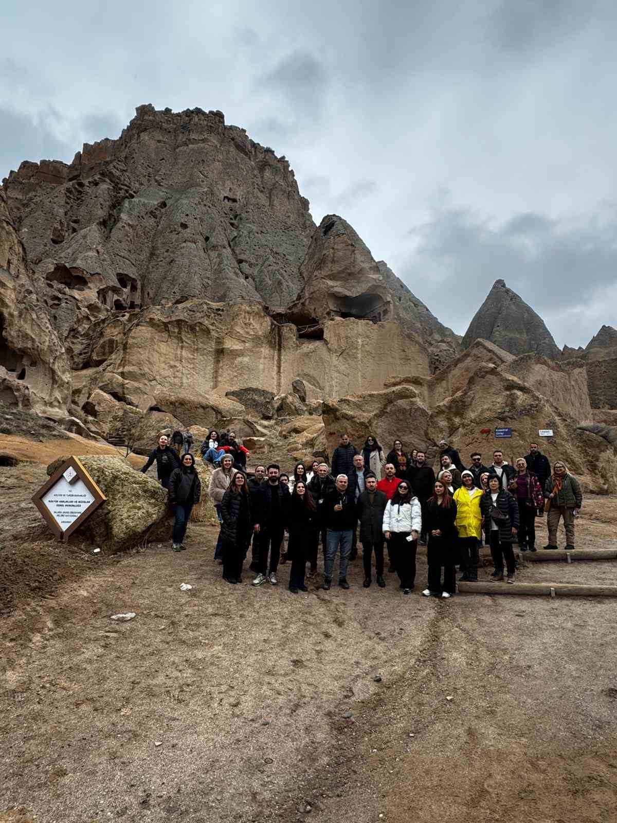 Aksaray&rsquo;ın tarihi, k&uuml;lt&uuml;rel ve doğal zenginlikleri yerinde tanıtıldı
