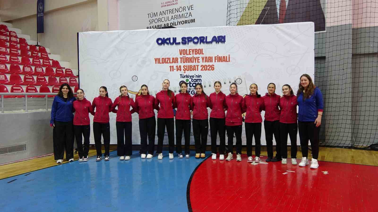 Yozgat&rsquo;ta 15 ilden 224 sporcunun katılımıyla voleybol m&uuml;sabakaları başladı

