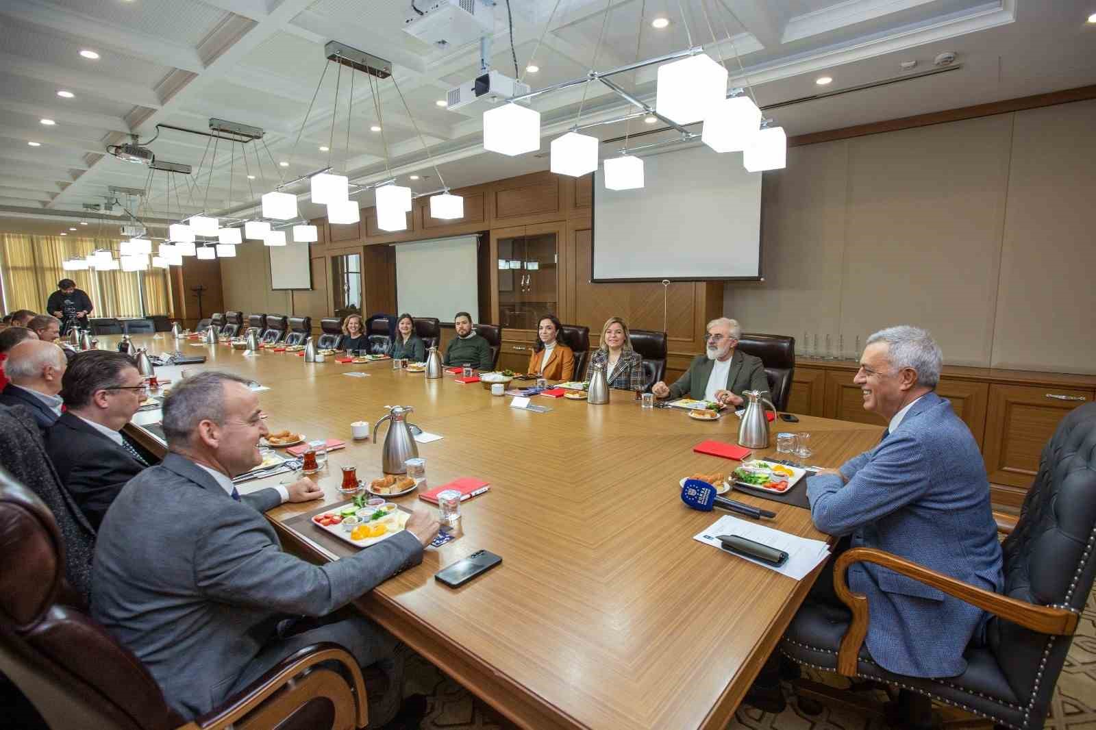 Arkeopark turizmi-sanayi iş birliği ile g&uuml;&ccedil;leniyor
