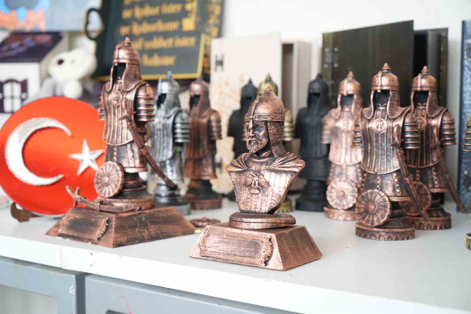 Korkutlu &ccedil;ocuklardan Alparslan zırhına anlamlı vefa
