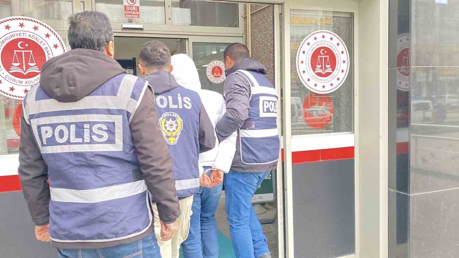 Milyonlara liralık vurgun yapan dolandırıcılara GSM hattı temin eden şahıslara operasyon: 7 g&ouml;zaltı
