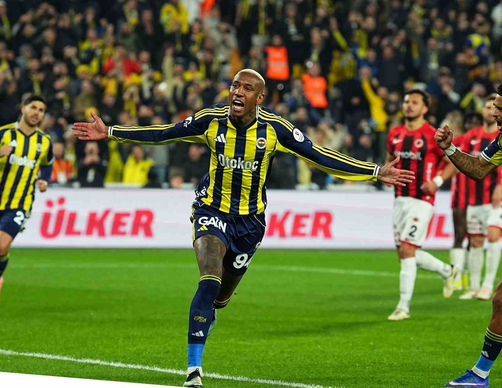 Fenerbah&ccedil;e&rsquo;de hedef, Trabzonspor&rsquo;a karşı seriyi s&uuml;rd&uuml;rmek
