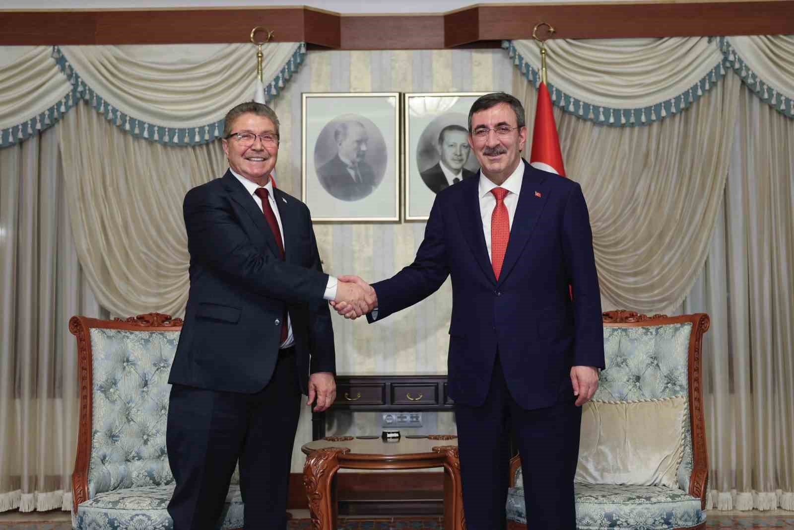 Cumhurbaşkanı Yardımcısı Yılmaz: "KKTC&rsquo;yi Doğu Akdeniz&rsquo;in parlayan bir yıldızı olarak geleceğe taşımak en b&uuml;y&uuml;k hedefimizdir"
