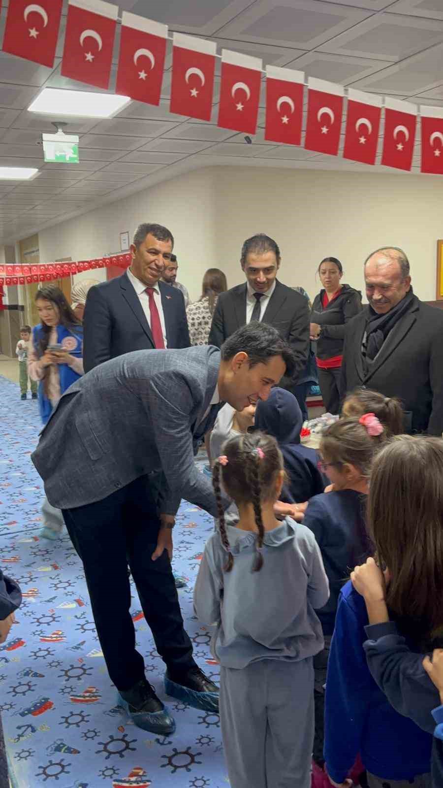 ’Bir Atkı Bin Umut’ projesiyle minik hayaller gerçeğe dönüştü