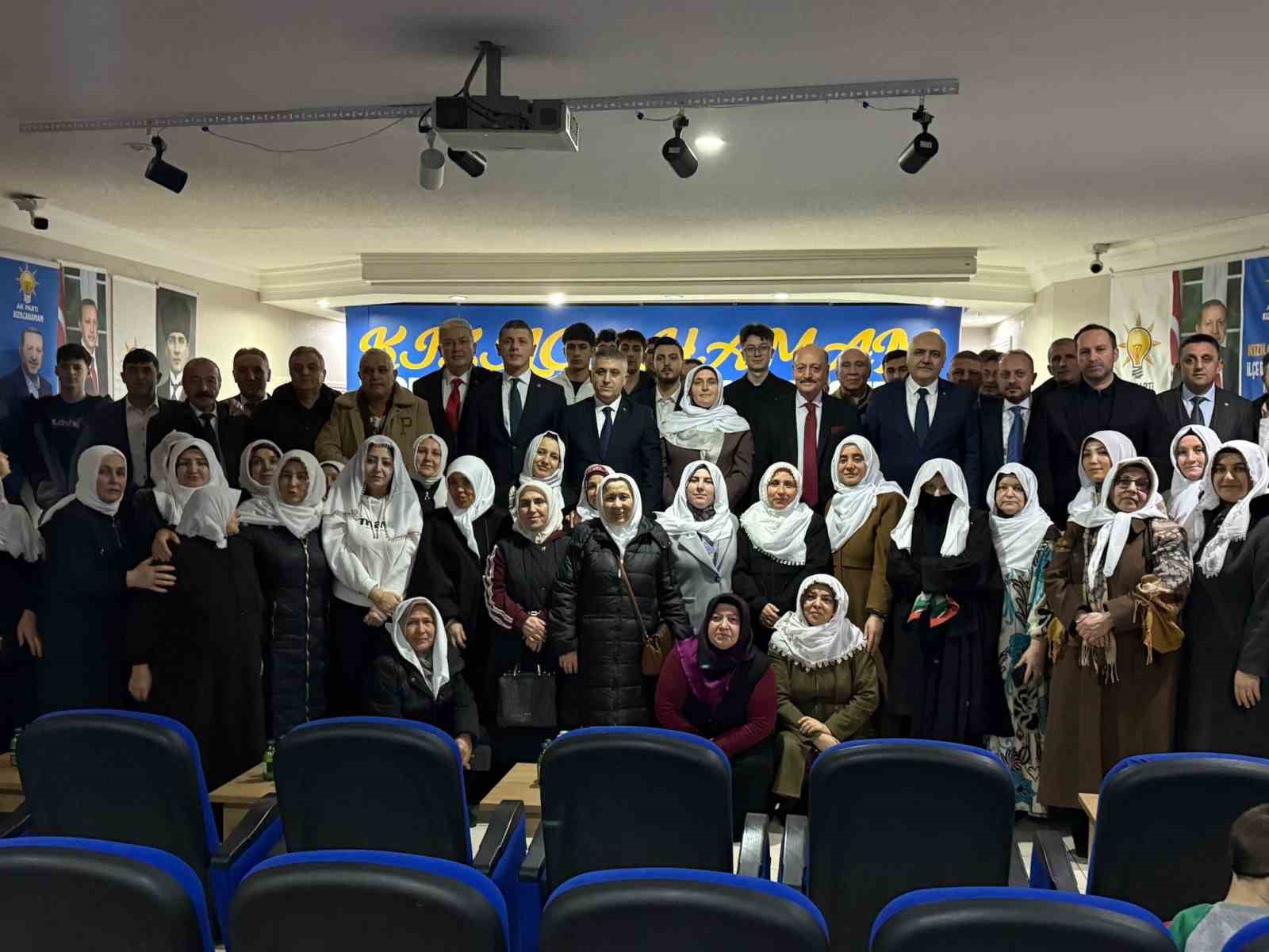 AK Parti Kızılcahamam Danışma Meclisi’nde Mihalgazi Belediye Başkanı Güneş’e destek