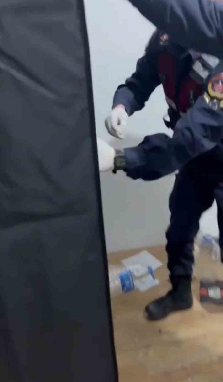 &Ccedil;arşamba&rsquo;da jandarmadan uyuşturucu operasyonu
