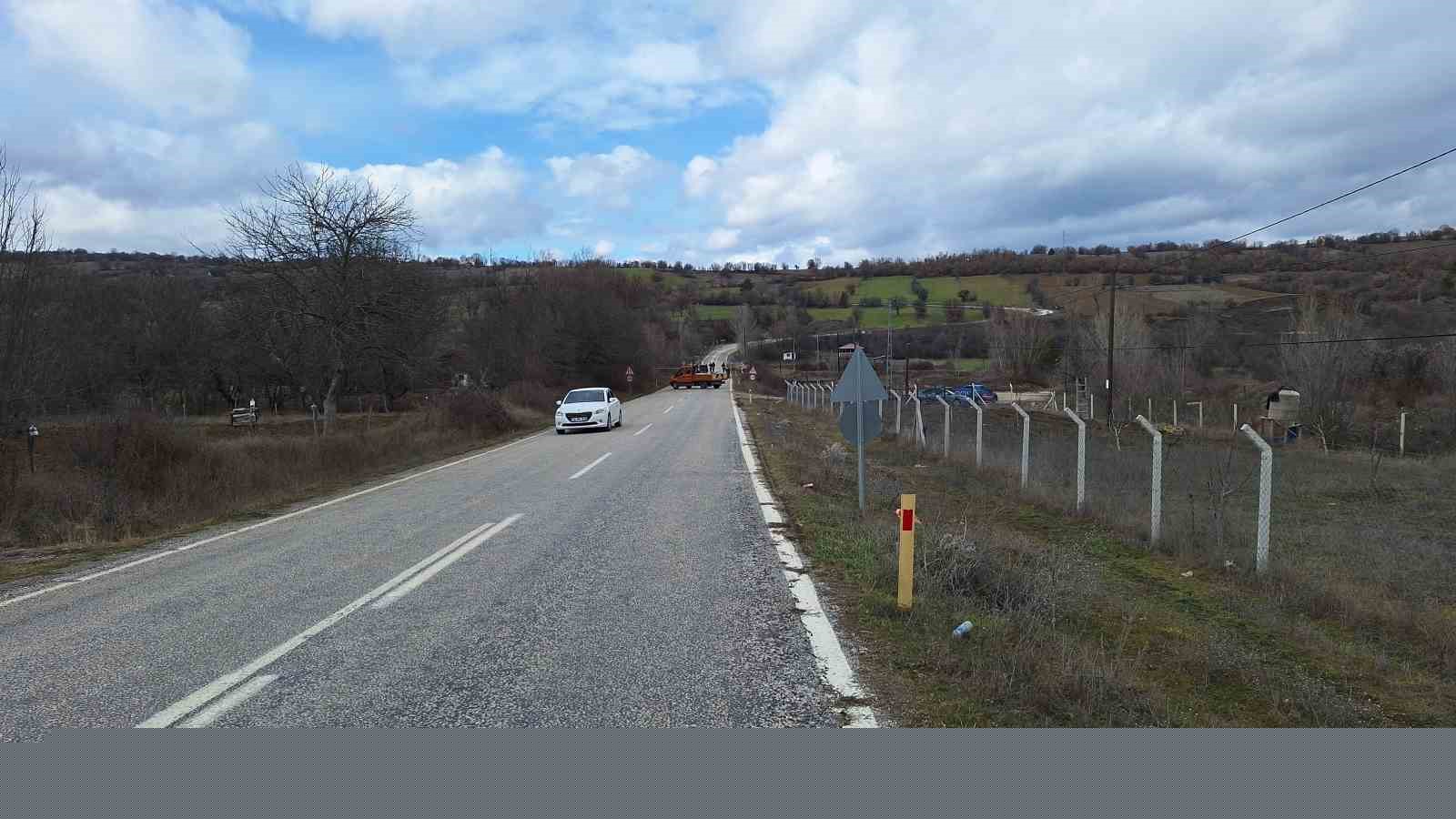 &Ccedil;orum&rsquo;da ayağı yıkılan k&ouml;pr&uuml; ulaşıma kapatıldı
