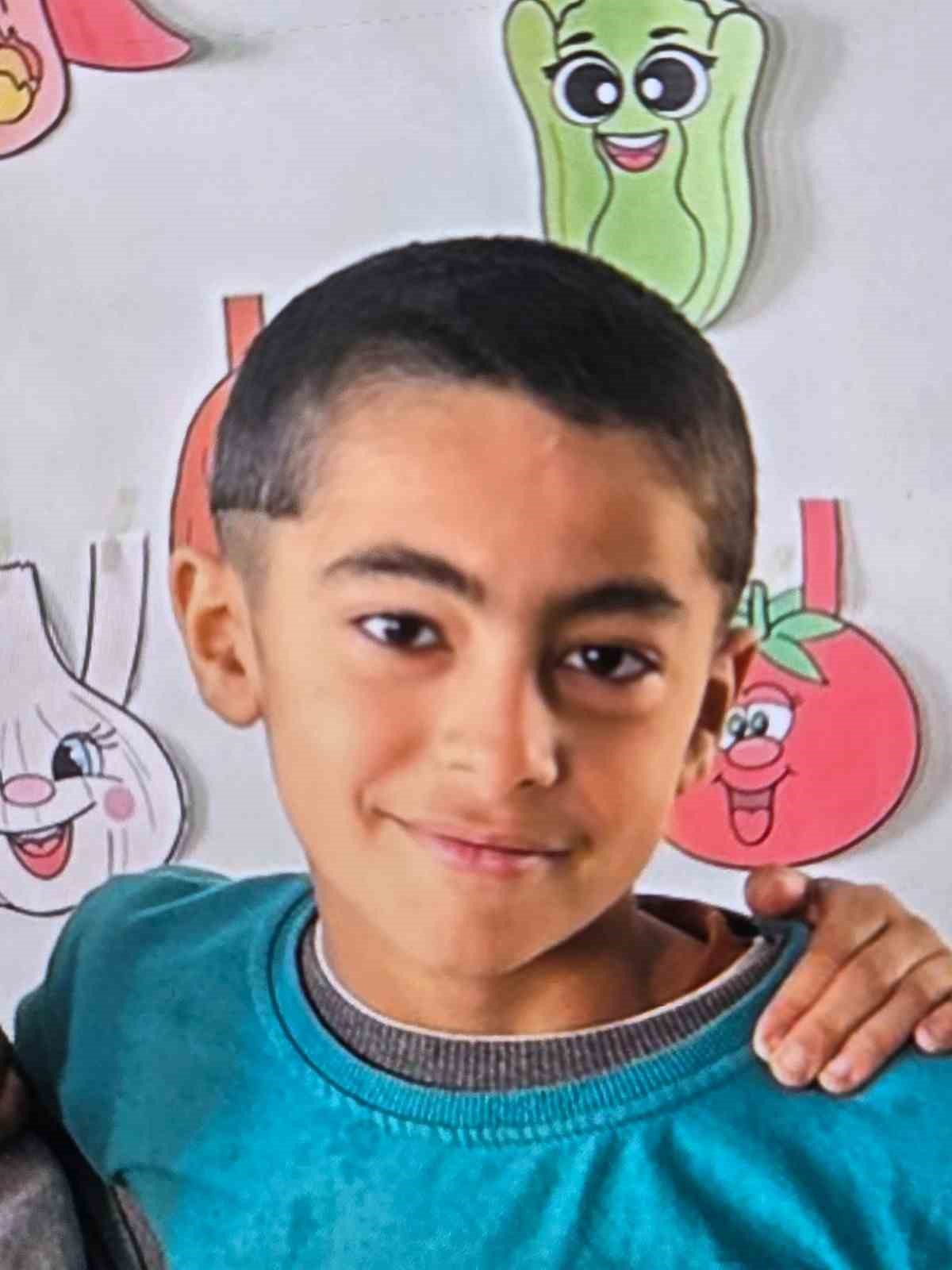 Yağışlı havayla birlikte su dolan çukura düşen 10 yaşındaki çocuk hayatını kaybetti