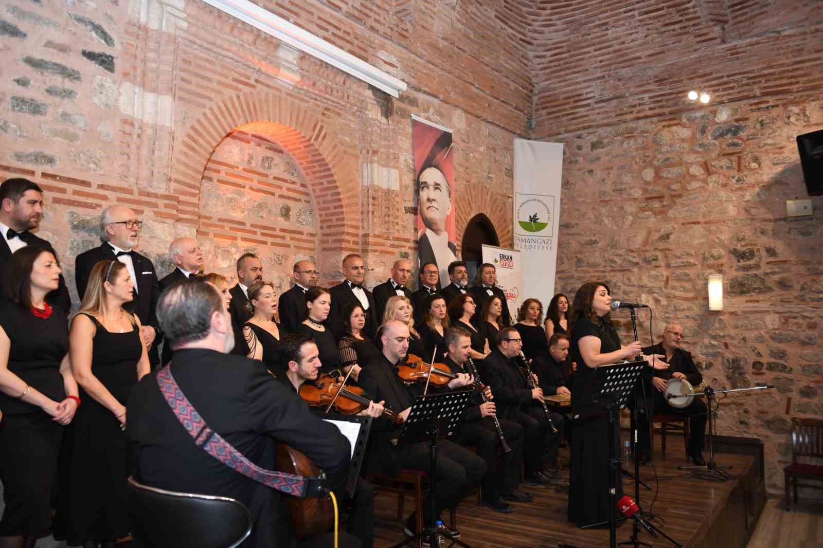 Osmangazi’de 14 Şubat ezgileri yükseldi