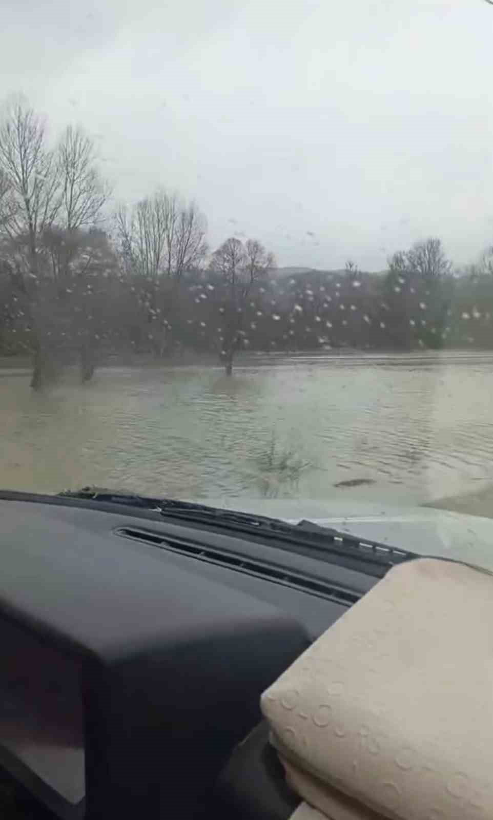 &Ccedil;ankırı&rsquo;da sağanak sonrası baraj taştı
