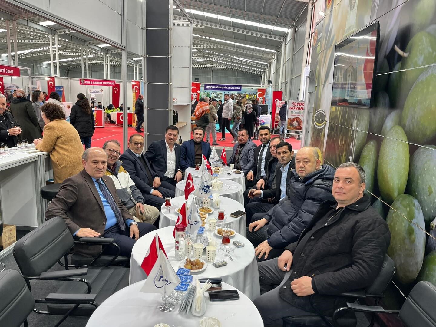 Edremit Ticaret Odası Heyeti, Aydın&rsquo;da fuara katıldı
