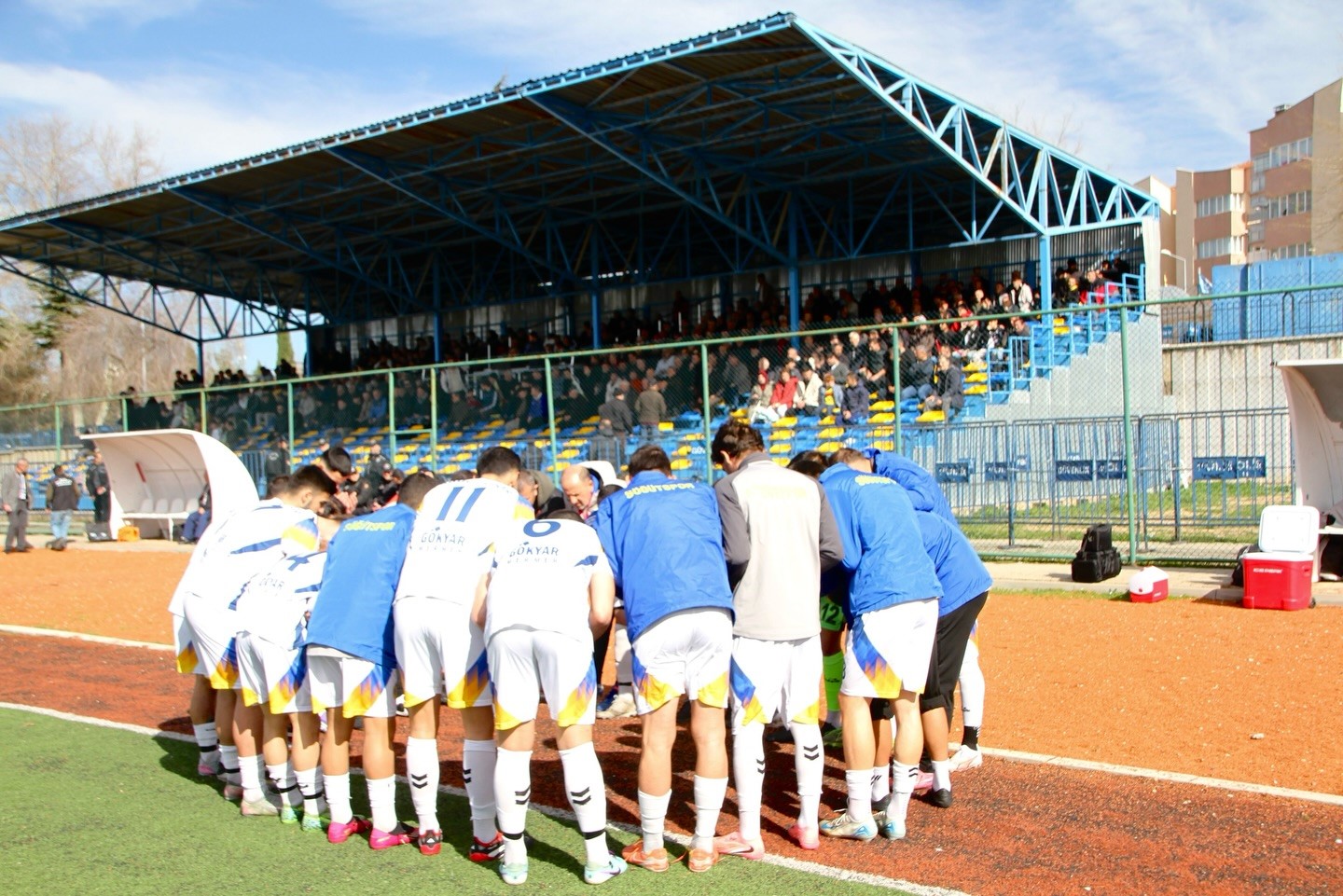 Söğütspor kendi evinde mağlup oldu
