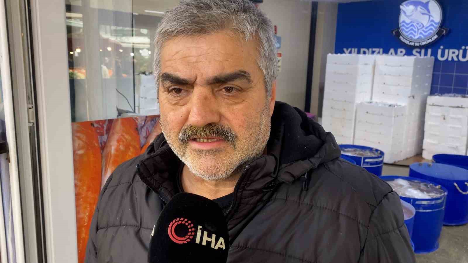 Bolu&rsquo;da hamsi bolluğu s&uuml;r&uuml;yor: Kilosu 200 liradan rağbet g&ouml;rd&uuml;
