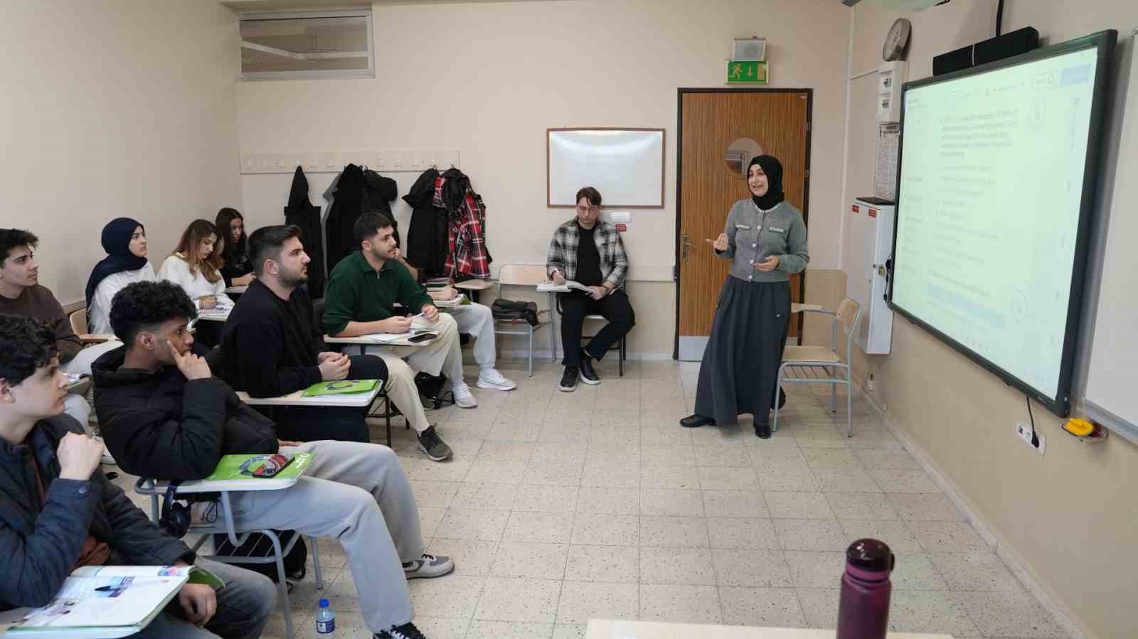 KB&Uuml; Yabancı Diller Y&uuml;ksekokulunda dijital altyapı yenilendi
