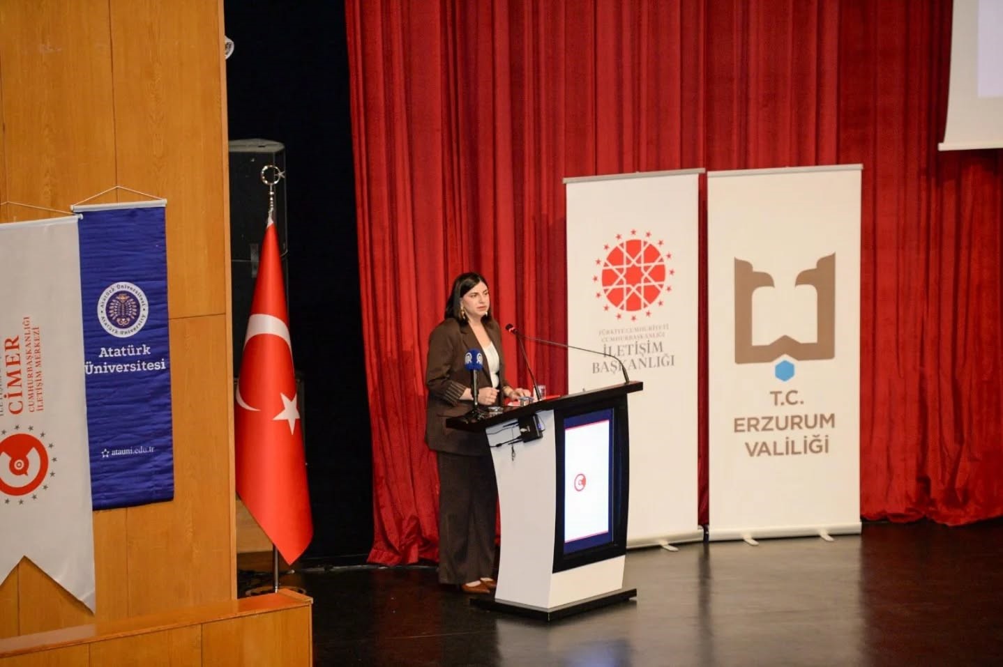 Erzurum&rsquo;da CİMER zirvesi
