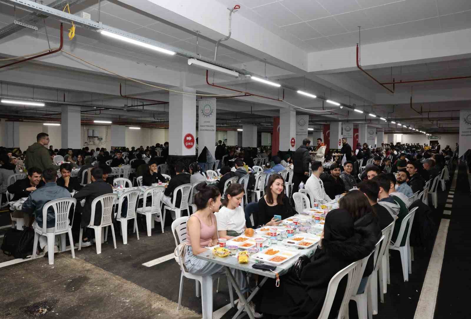 Denizli OSB 3 bin &ouml;ğrenciyi geleneksel iftar sofrasında buluşturacak
