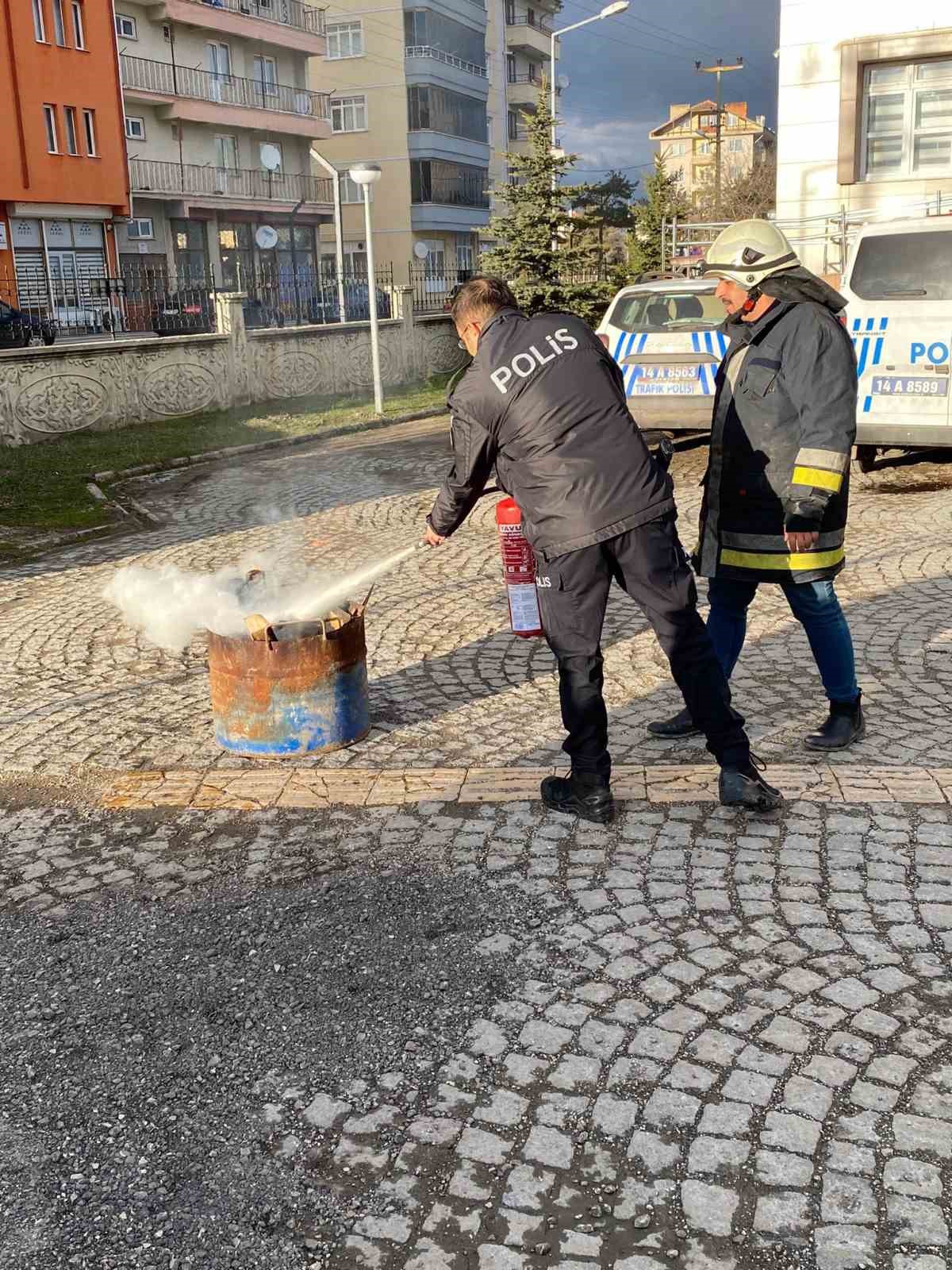 Dörtdivan ilçesinde polis ekiplerine yangın eğitimi verildi