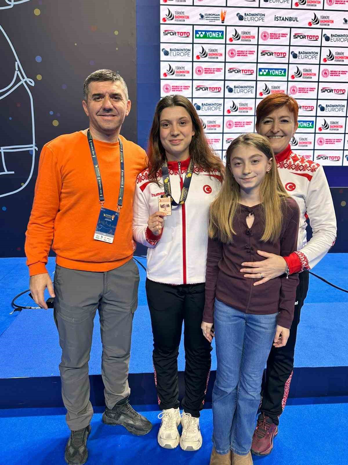 Manisa&rsquo;dan Avrupa k&uuml;rs&uuml;s&uuml;ne uzanan başarı
