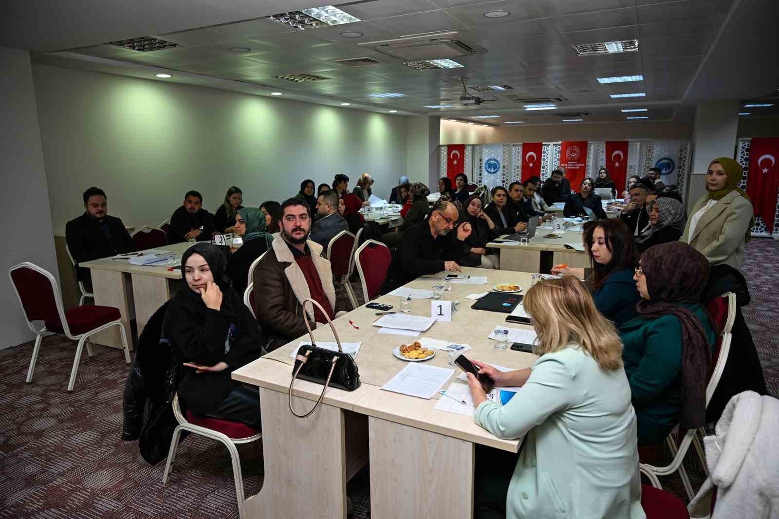 KM&Uuml;&rsquo;de kadına y&ouml;nelik şiddetle m&uuml;cadele &ccedil;alıştayı d&uuml;zenlendi
