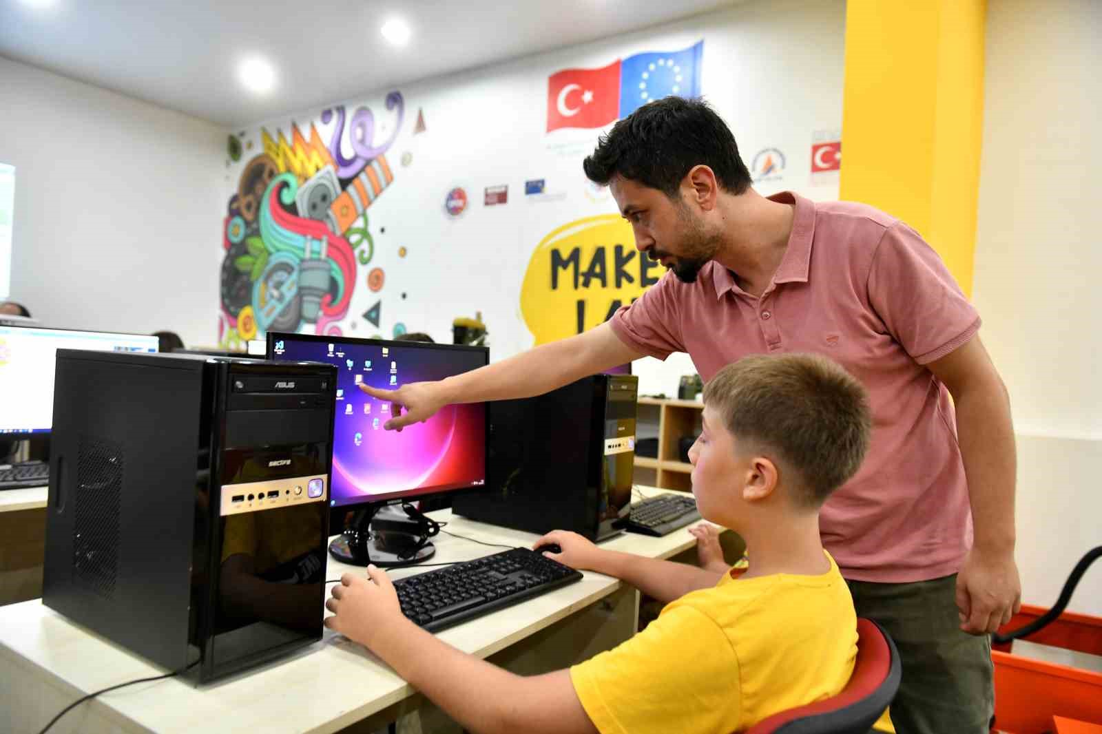 Muratpaşa&rsquo;da robotik kodlama eğitimi başlıyor
