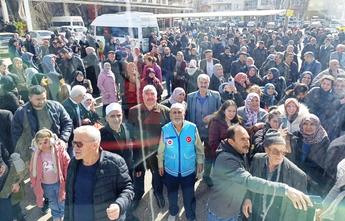 Simav&rsquo;dan 43 Ramazan ayı umrecisi dualarla uğurlandı
