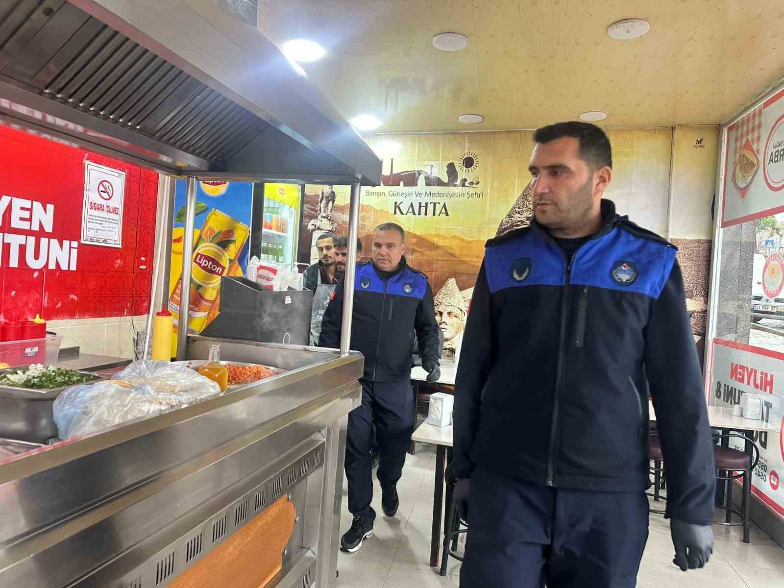 K&acirc;hta Belediyesi, Ramazan &ouml;ncesi denetimlerini artırdı
