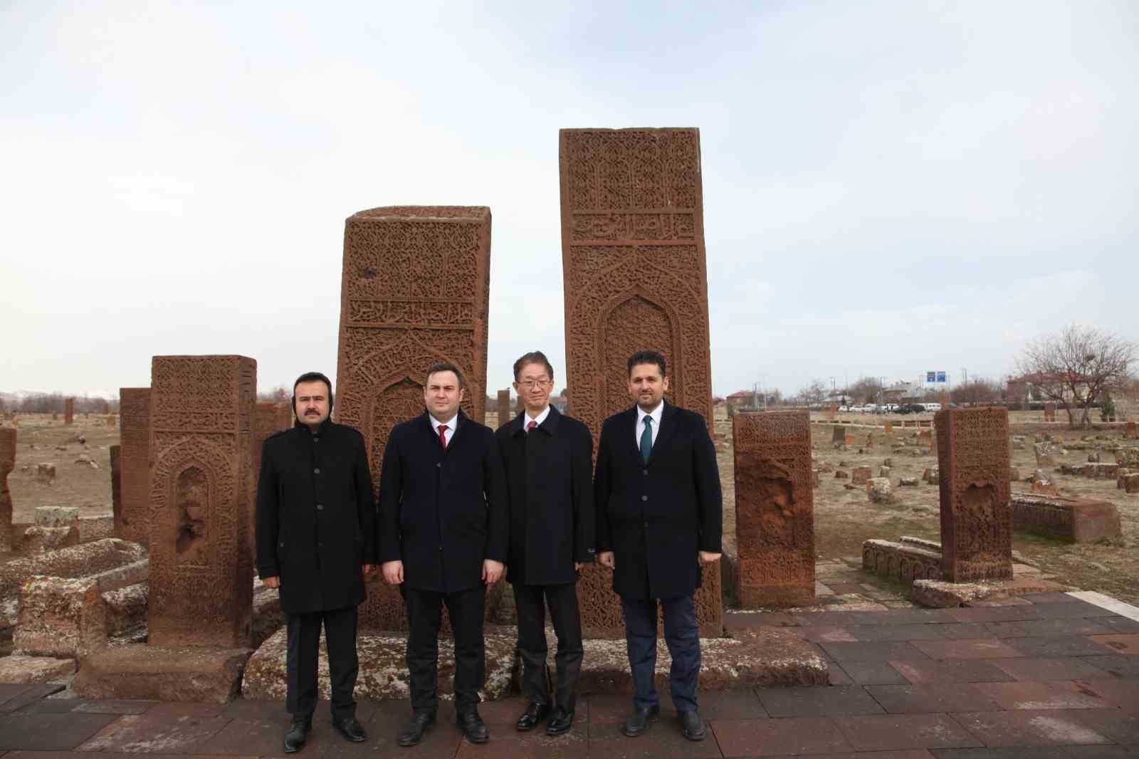 Japonya Büyükelçiliği’nden Ahlat’ta kadın istihdamına destek