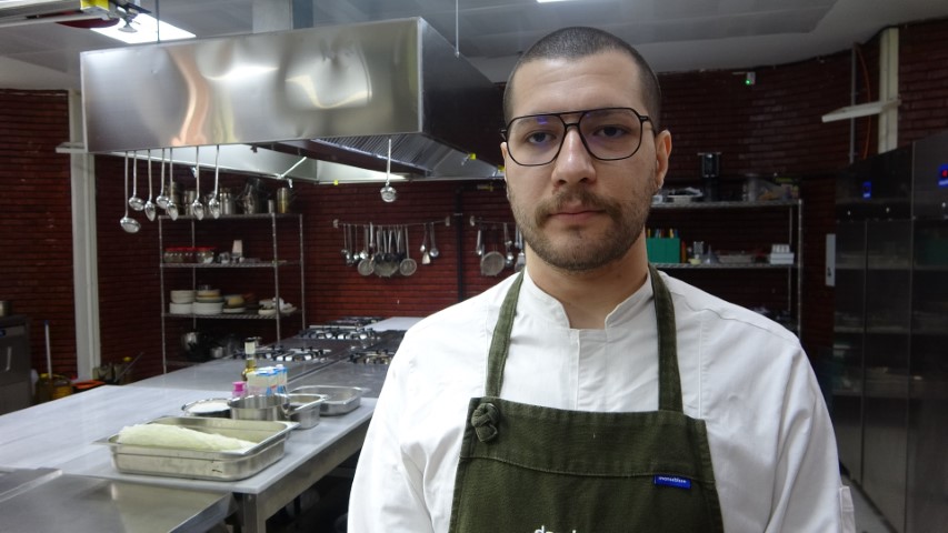 Osmanlı mutfağının hafif tatlısı Güllaç, Ramazan sofralarını süslüyor