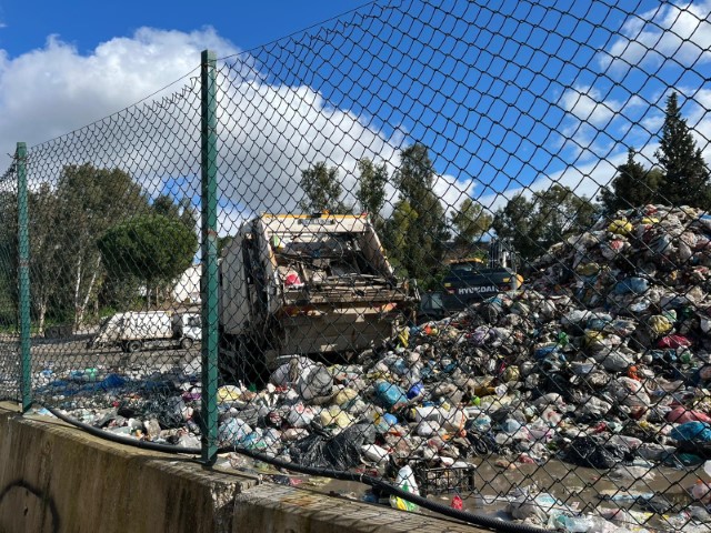 Buca’nın bitmeyen çilesi, yine ’çöp’