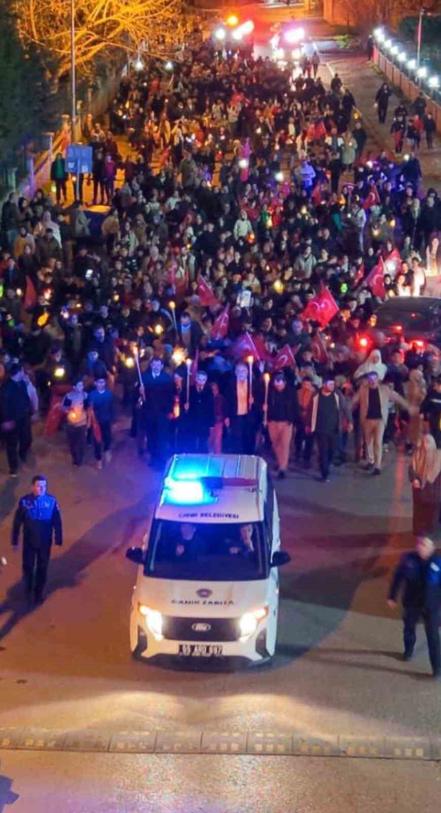 Canik&rsquo;te Ramazan&rsquo;ın gelişi fener alayıyla karşılandı
