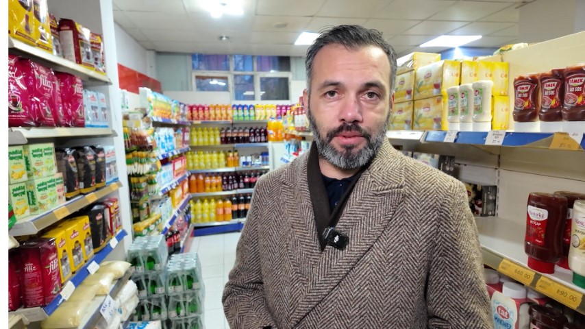 İstanbul&rsquo;da kadim k&uuml;lt&uuml;r devam ediyor: 320 kişinin bakkal borcu kapatıldı