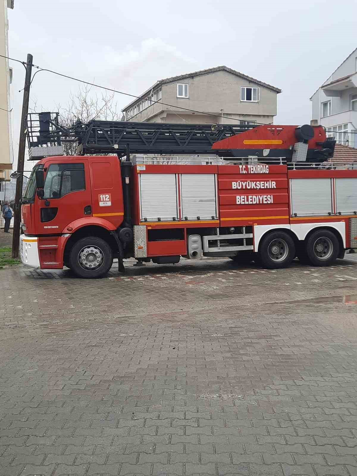 Muratlı’da baca yangını korkuttu