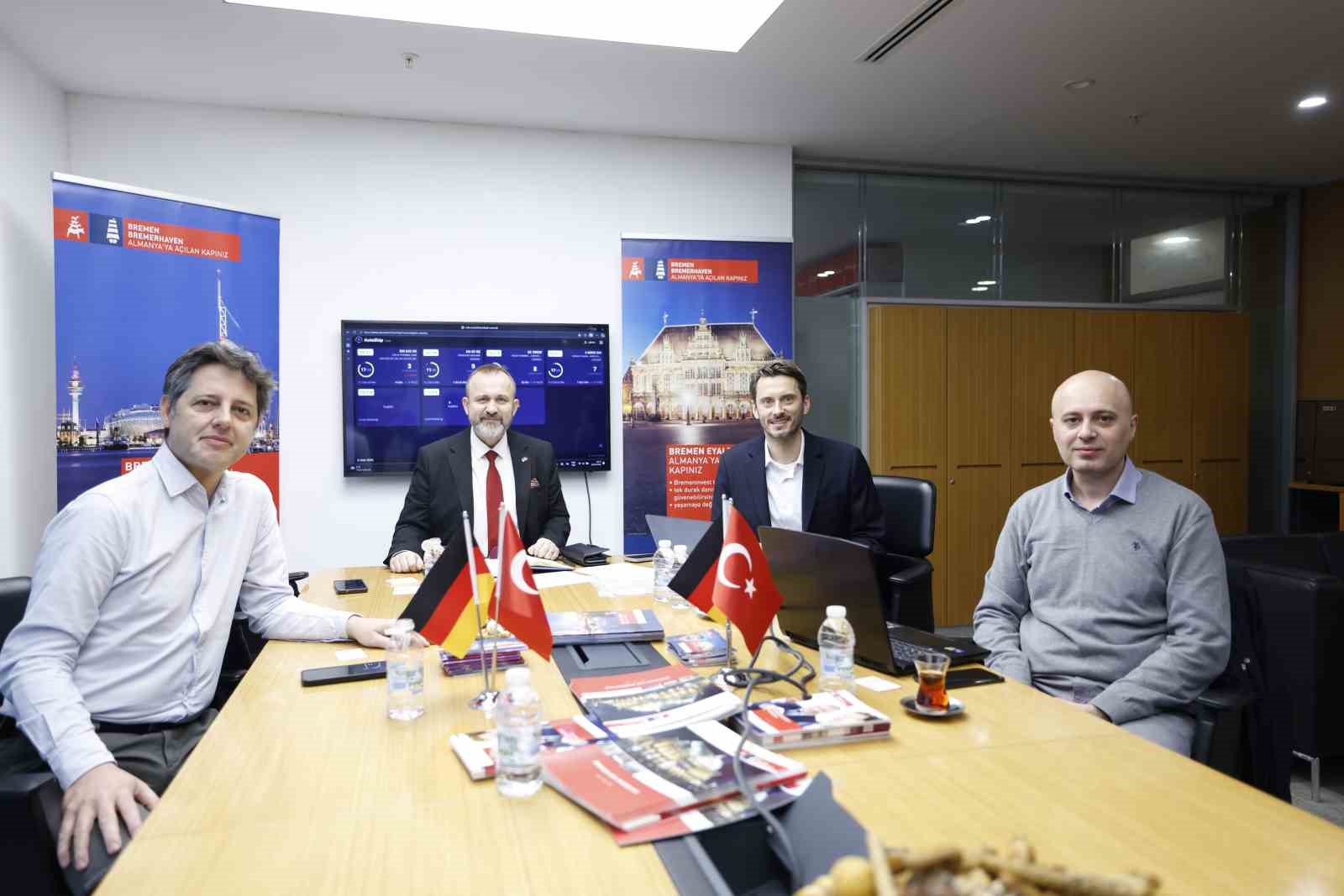 İzmir-Bremen hattında yoğun iş trafiği
