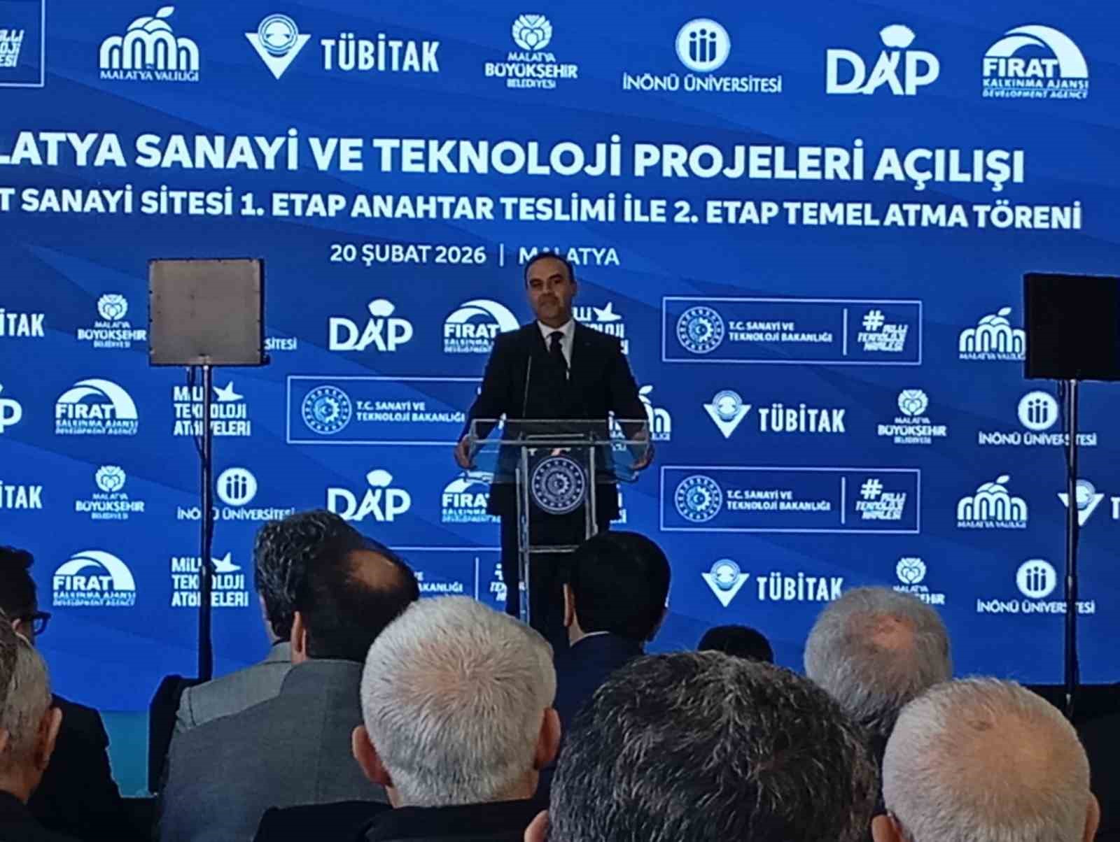 Bakan Kacır: "Teknoloji üreten ve geliştiren Türkiye idealini gerçeğe dönüştürdük"