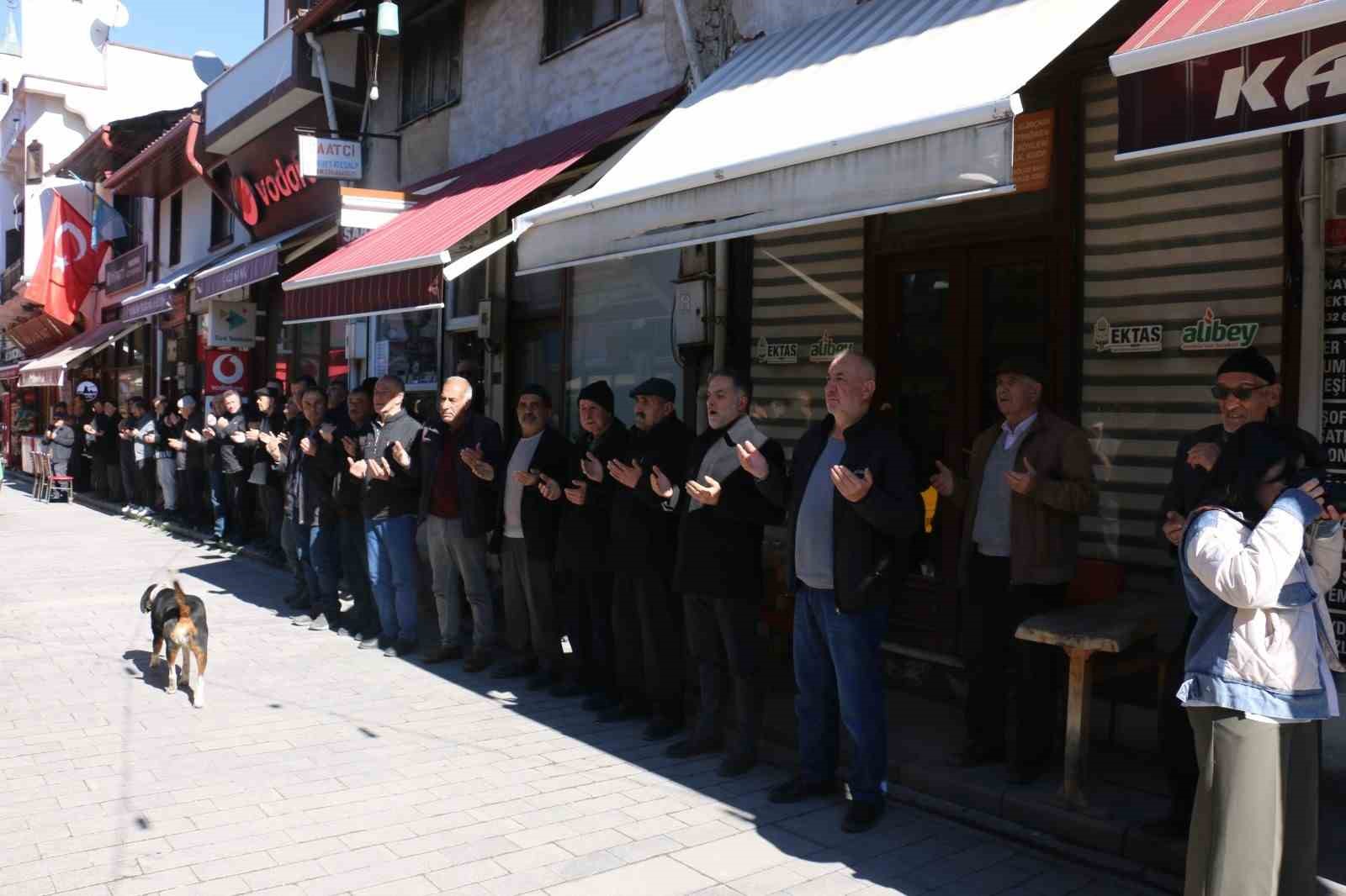 Bolu&rsquo;da 8 asırlık gelenek Ramazan&rsquo;da da s&uuml;rd&uuml;r&uuml;ld&uuml;
