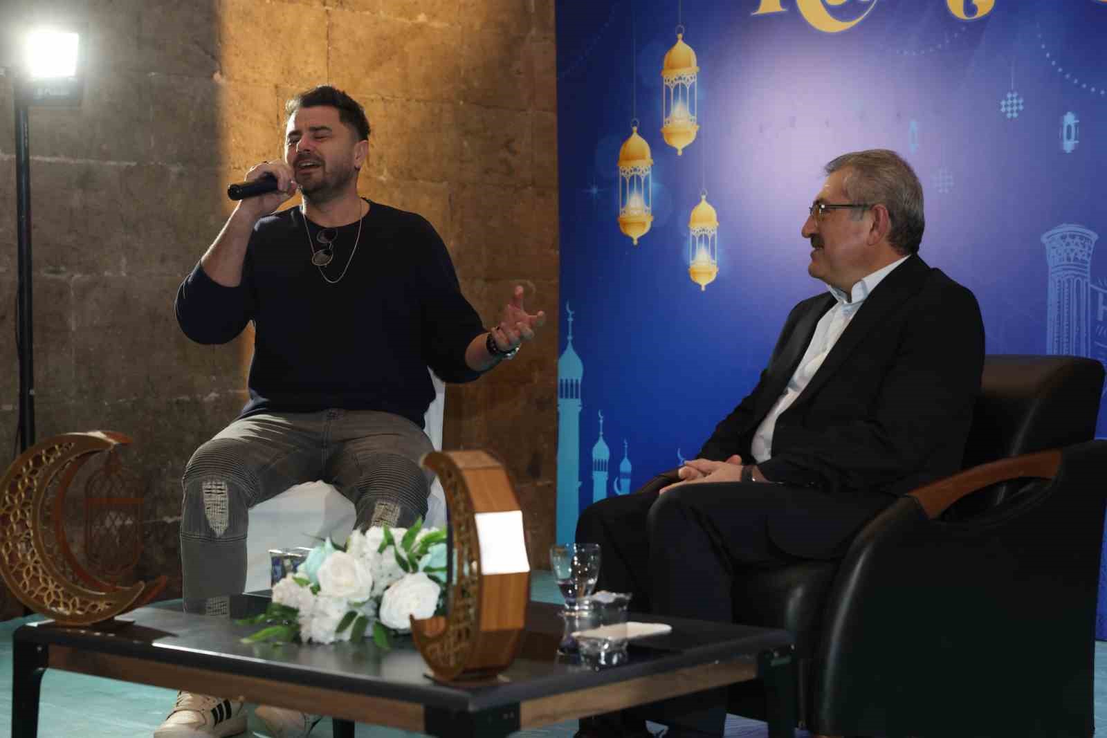 Yakutiye Medresesi&rsquo;nde manevi buluşma: "Ramazan Neşesi" ilgi odağı
