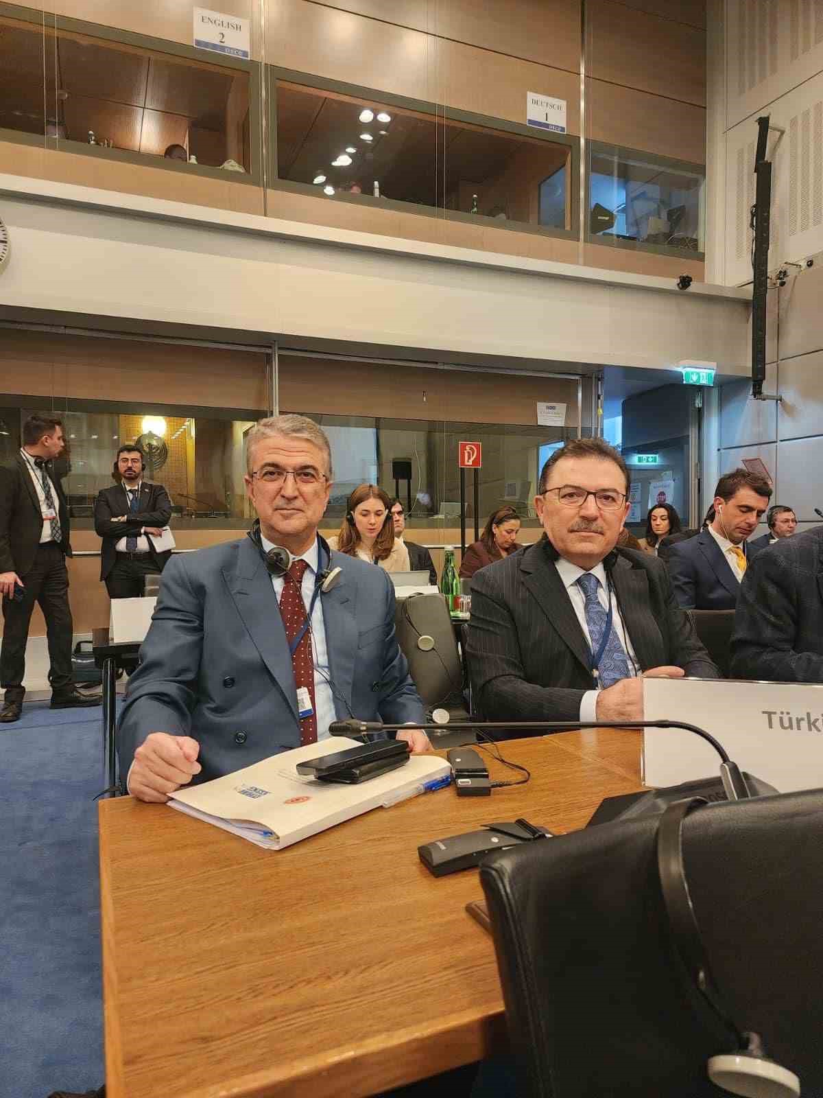 MHP’lı Kamil Aydın, AGİTPA kış genel kurulu için Viyana’da