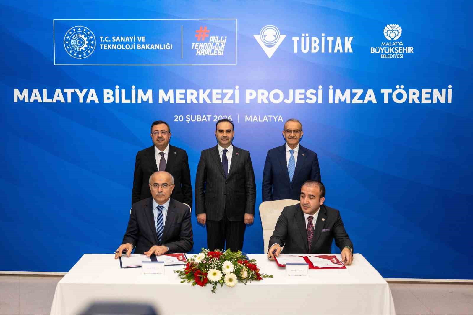 Malatya Bilim Merkezi projesi i&ccedil;in imzalar atıldı
