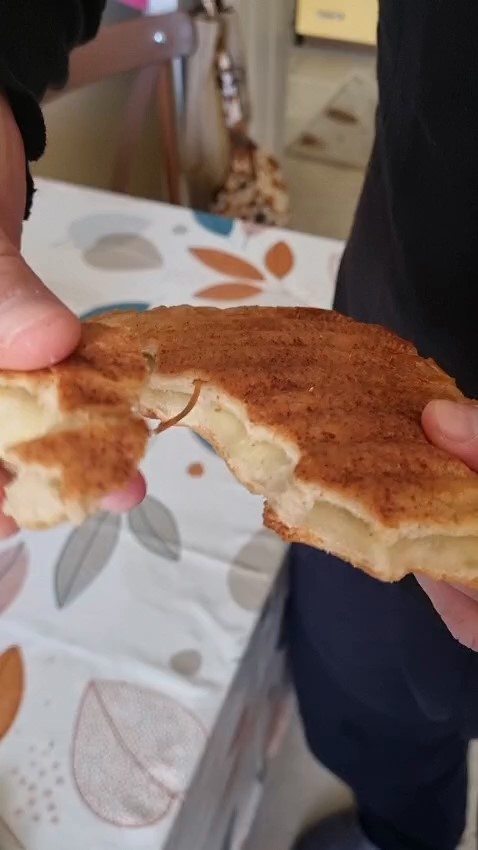 Ekmekten paket lastiği &ccedil;ıktı
