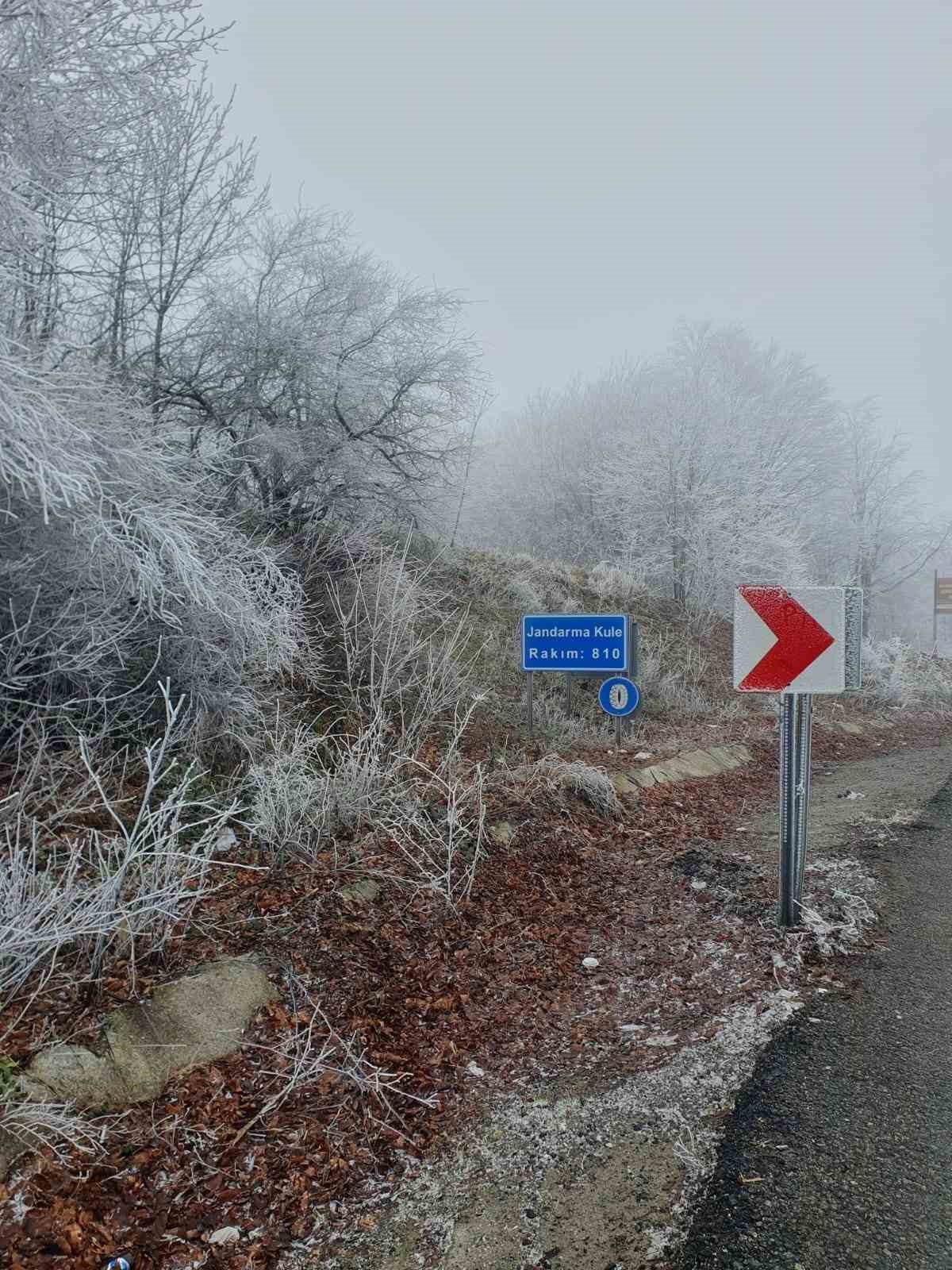 Kırklareli&rsquo;nin y&uuml;ksek kesimleri beyaza b&uuml;r&uuml;nd&uuml;
