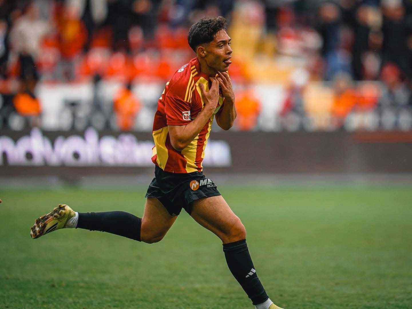 Genç Talha’dan altın vuruş