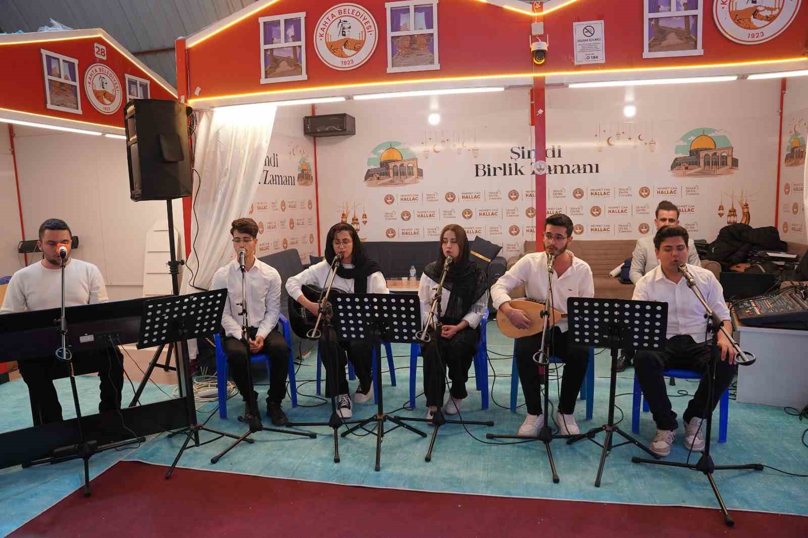 Kahta Belediyesi&rsquo;nin birlik ve dayanışma etkinliği
