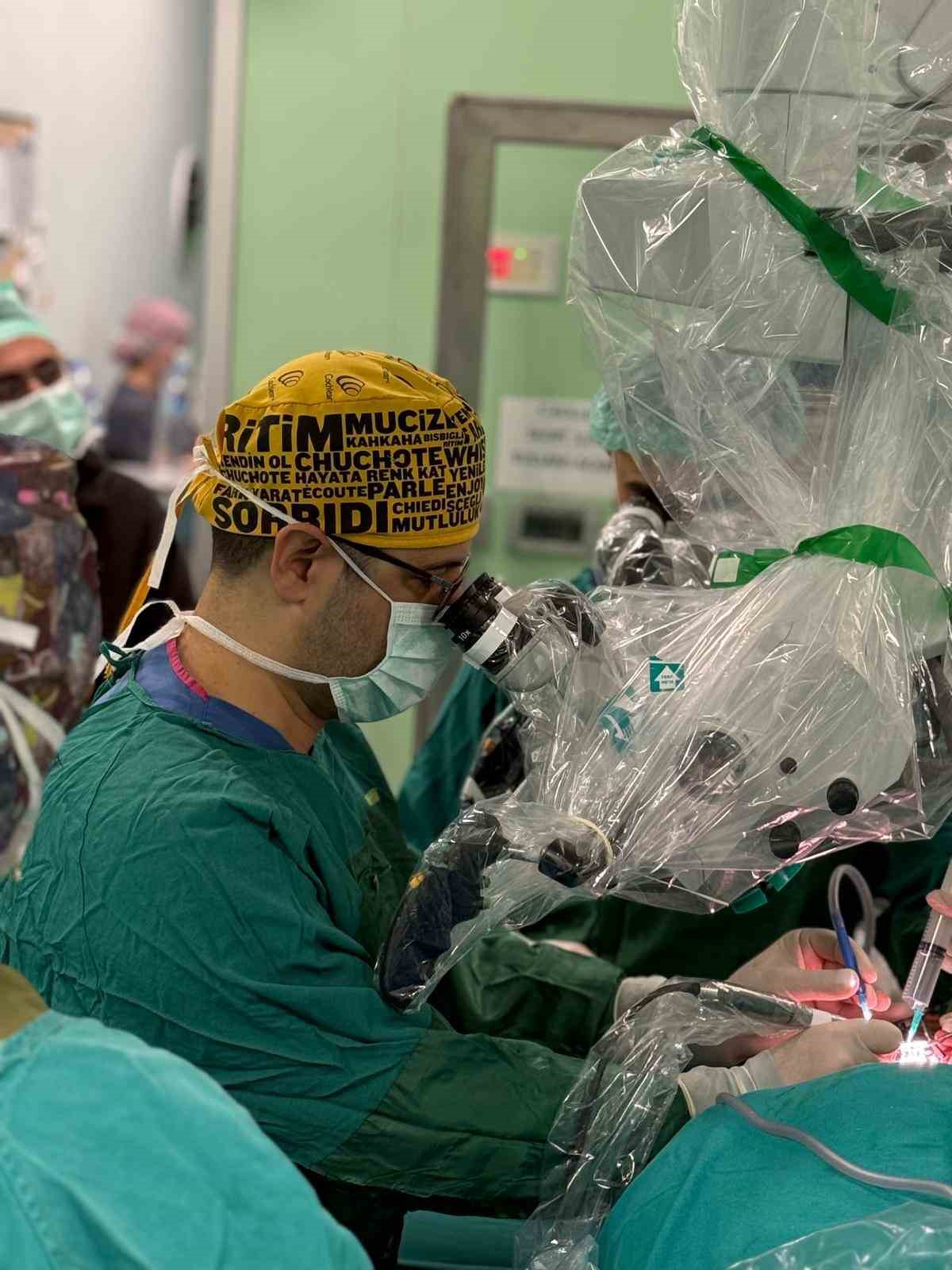 İn&ouml;n&uuml; &Uuml;niversitesi&rsquo;nde koklear implant ameliyatları yeniden başladı
