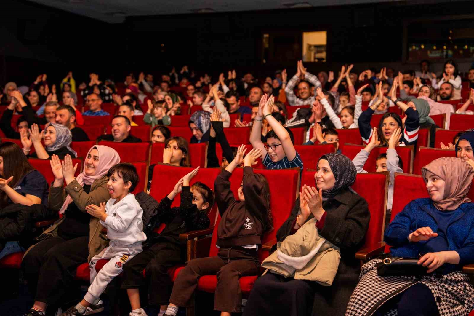 G&ouml;lbaşı&rsquo;nda Ramazan akşamları yapılan etkinliklerle ve maneviyatla şenleniyor
