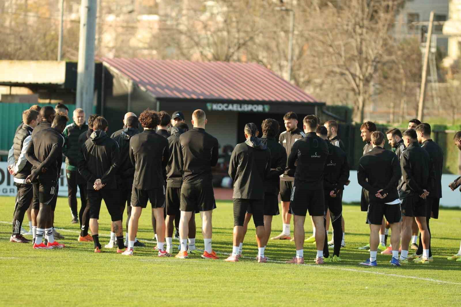 Kocaelispor, Beşiktaş maçının hazırlıklarına başladı